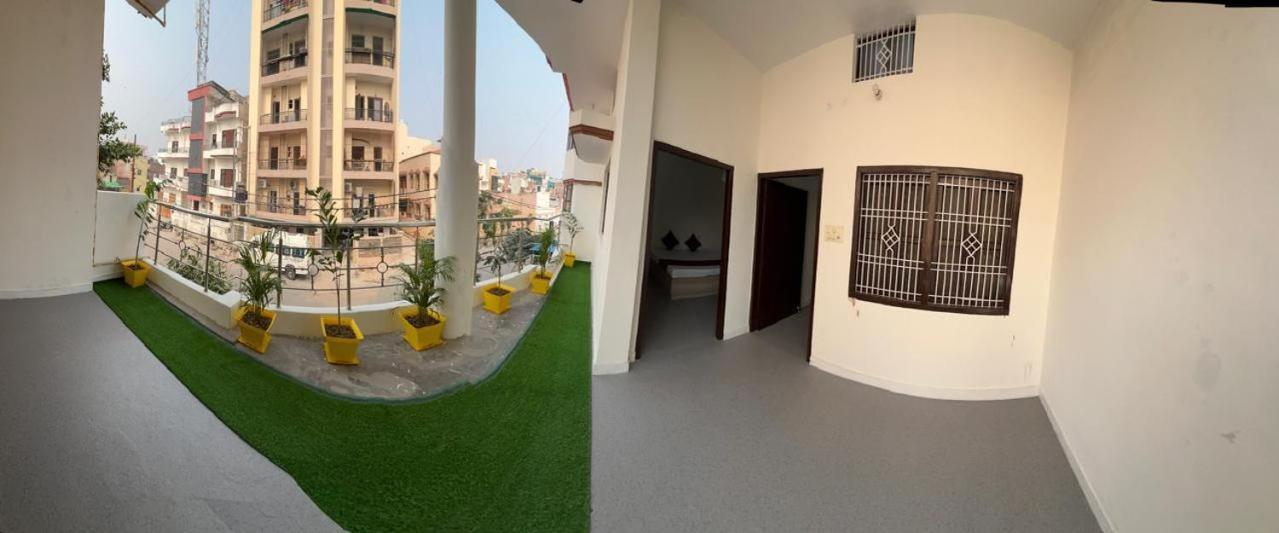 Log Inn Banaras Varanasi Exterior photo